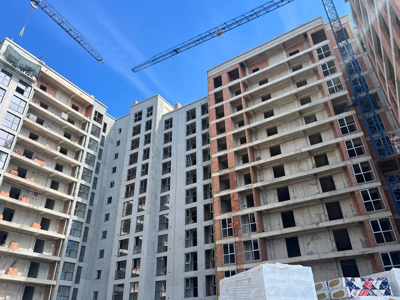 De vânzare apartament cu 1 cameră și living - Complexul BRAUS, Telecentru