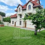 De vânzare casă modernă cu 3 nivele - or. Cricova