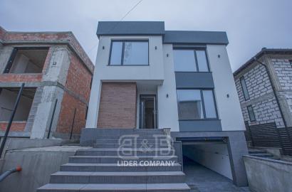 Casă în stil Hi-Tech de vânzare - sectorul Rîșcani