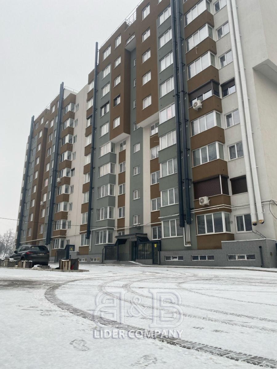 Продаётся однокомнатная квартира - район Чеканы