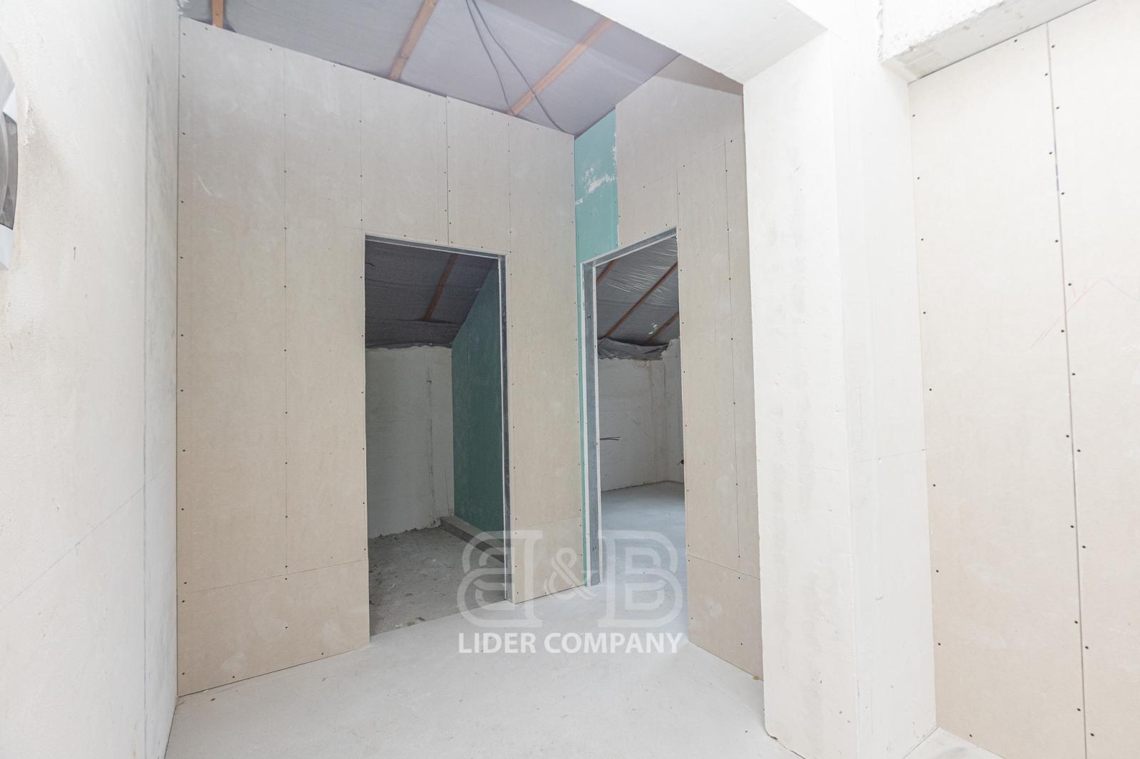 De vânzare apartament cu 2 camere - or. Codru