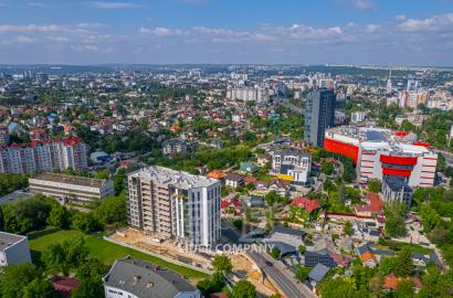 De vânzare apartament cu 3 camere - complexul Nicolae Testimițanu, Centru