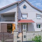 Casă de închiriat - cu 2 nivele - Stăuceni