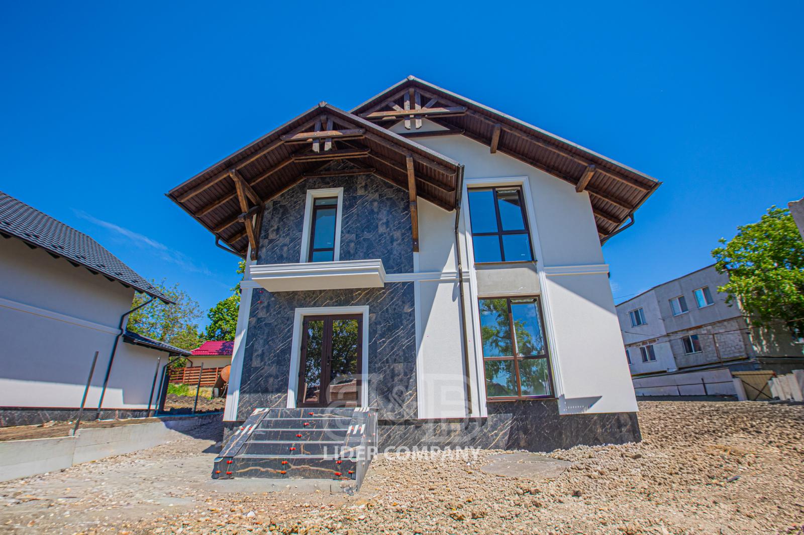 De vânzare casă modernă în Colonița