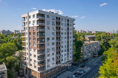 Apartament în variantă albă cu 2 camere și living de vânzare - Rîșcani