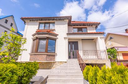Casă indviduală modernă cu 3 niveluri de vânzare - Durlești