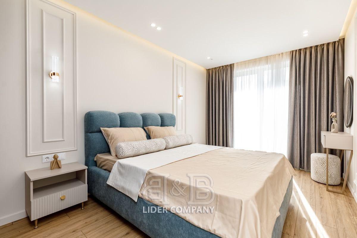 De vânzare apartament cu 1 camerî + living - complexul Exfactor Grand Family, Botanica